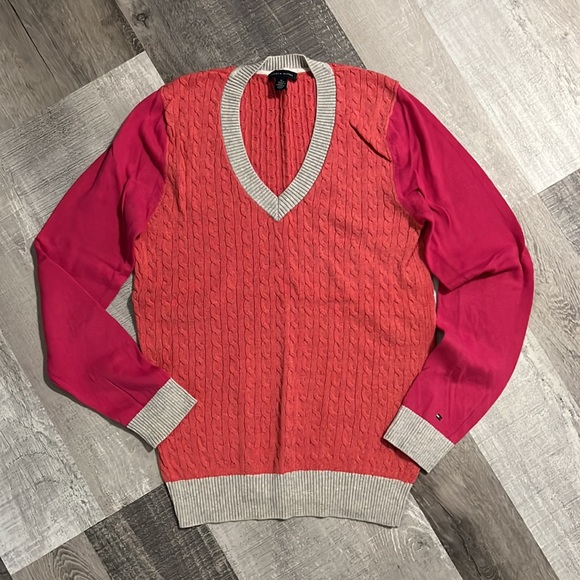Tommy Hilfiger Ribbed Cable Knit Color Block V-Neck Sweater Coral Pink Gray Sz M - Picture 3 of 7